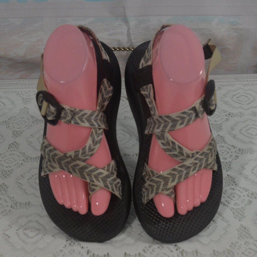 Chaco Women's Sandals Black Footbed with Beige Chevron Straps